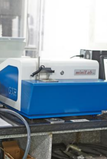 Spectrometer